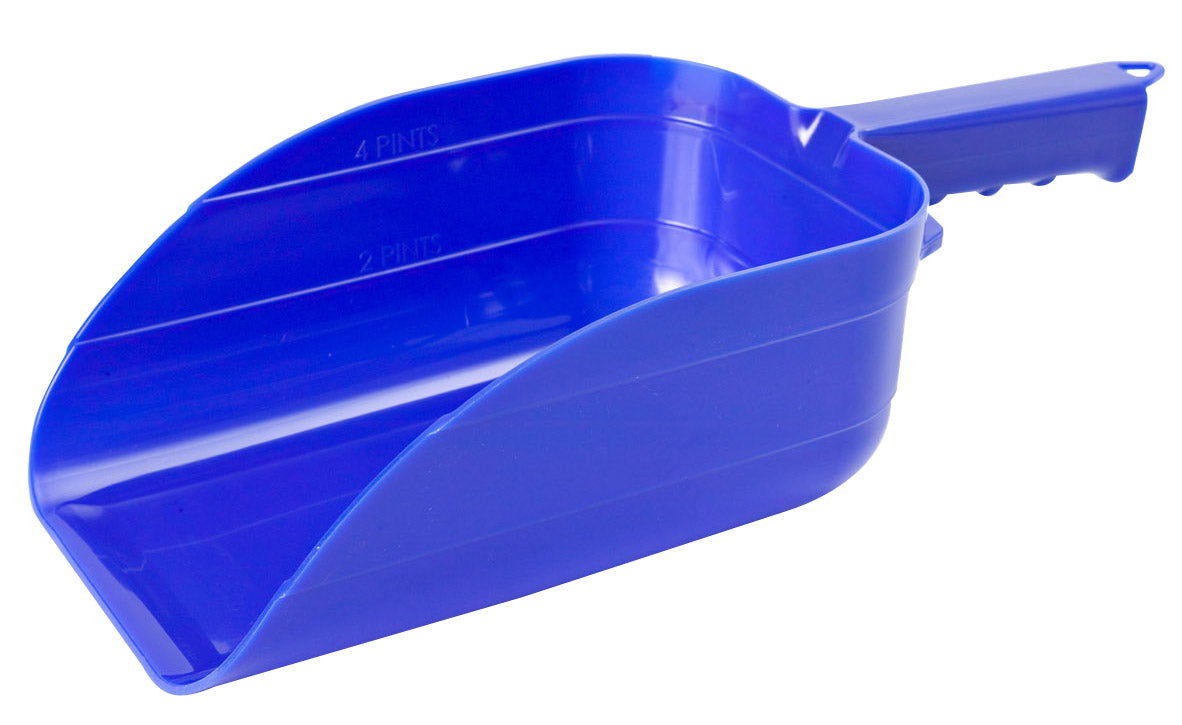 PLASTIC FEED SCOOP (Miller Mfg.)